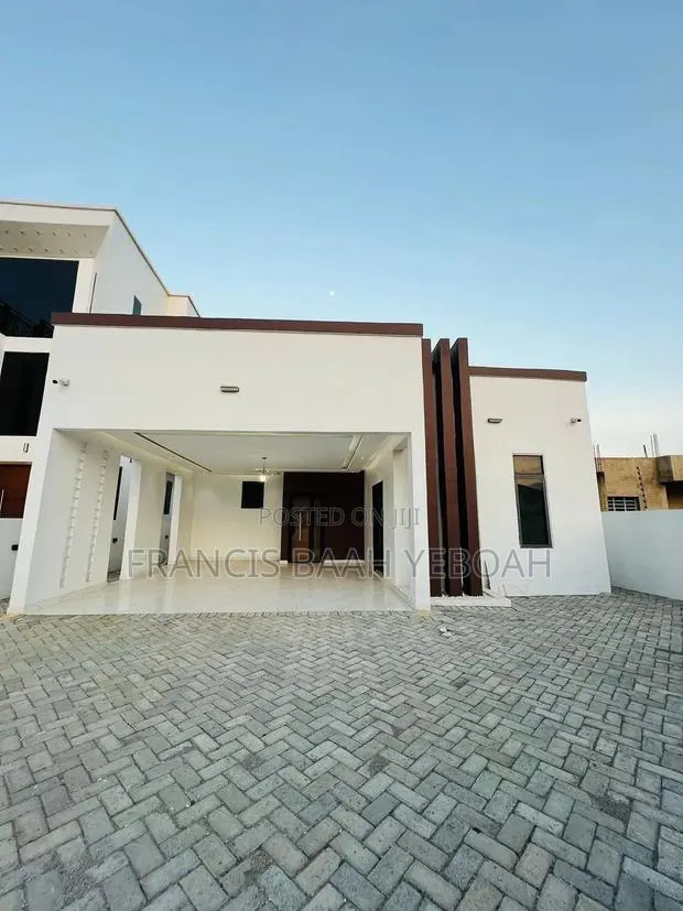 3bdrm House in Shining Star Real, Accra Metropolitan for sale · Photo 1