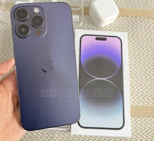 Apple iPhone 14 Pro Max 256 GB Purple · Photo 1