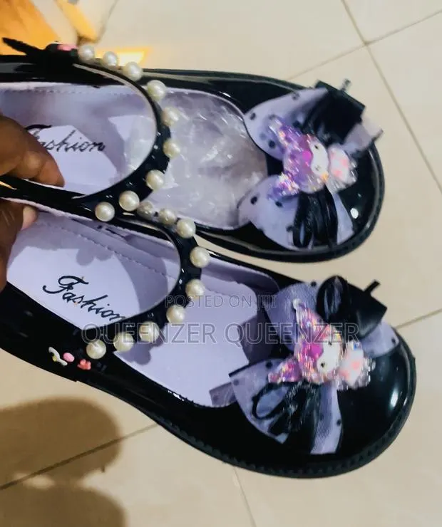 Kids Shoes From Size 26- 32 · Photo 1