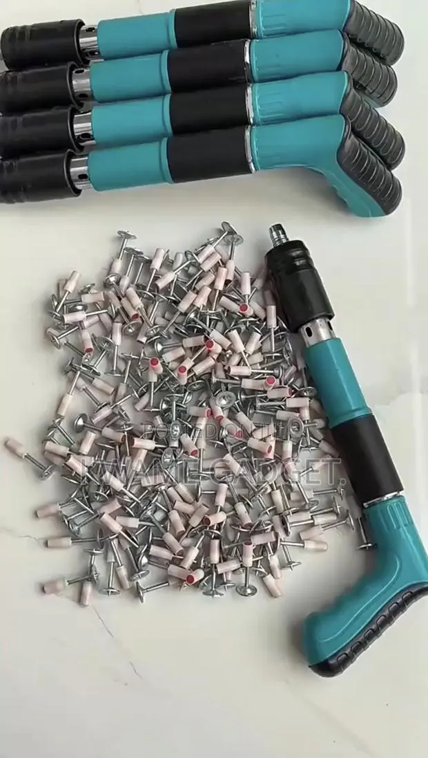 Nail Gun With 200 Pieces of Nails · Photo 1