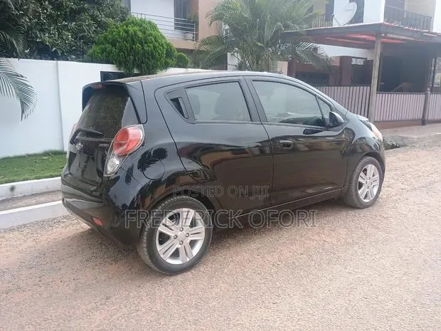 Chevrolet Spark 1LT 2013 Black · Photo 1