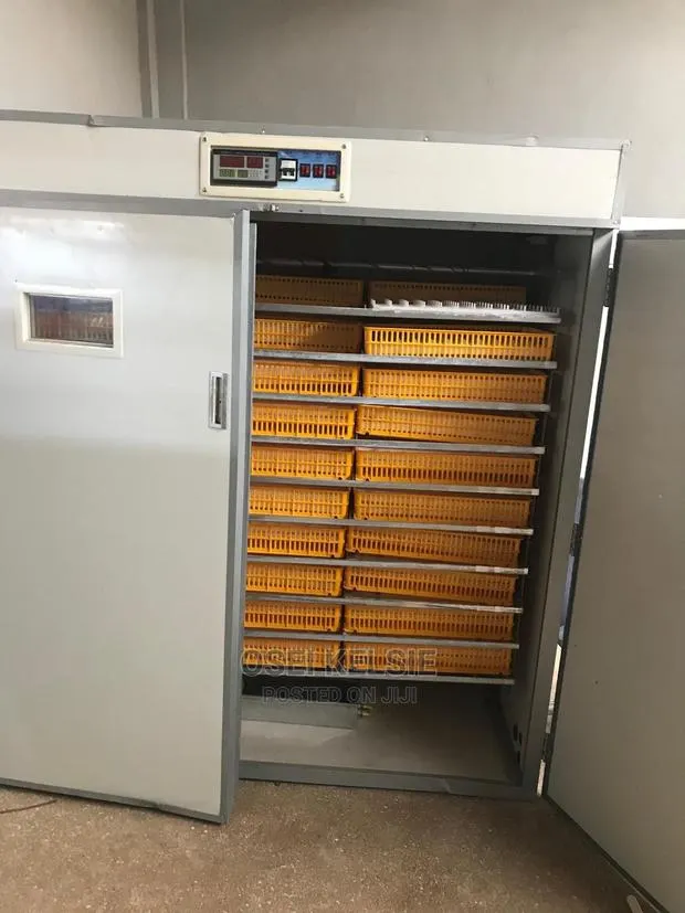 Automatic Incubator · Photo 1