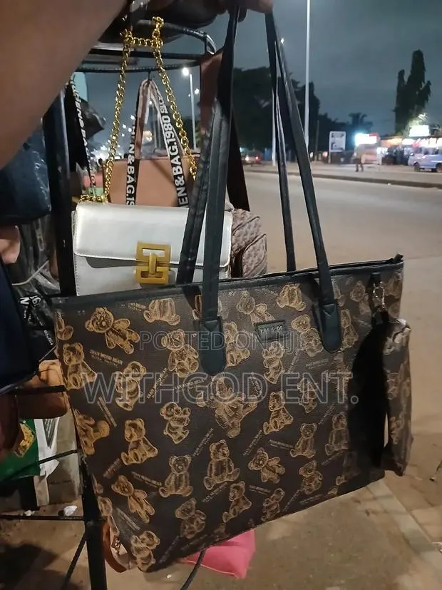 Ladies Tote Bag · Photo 1