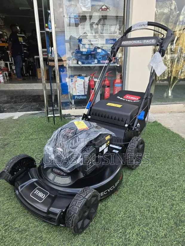7.5 Hp Toro Lawn Mower · Photo 1