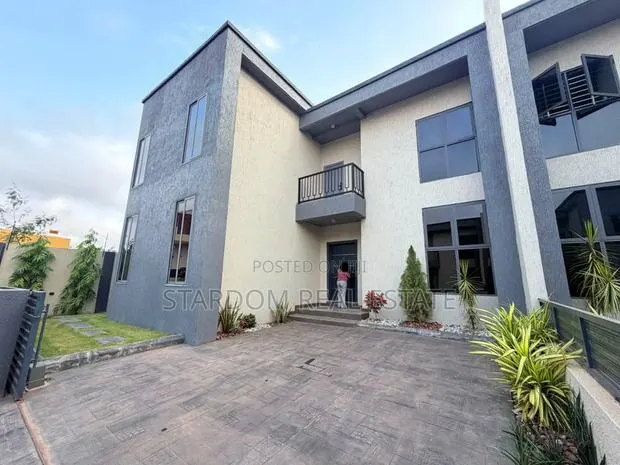 3bdrm Townhouse / Terrace in Ashaley Botwe, School Junction for rent · Photo 1