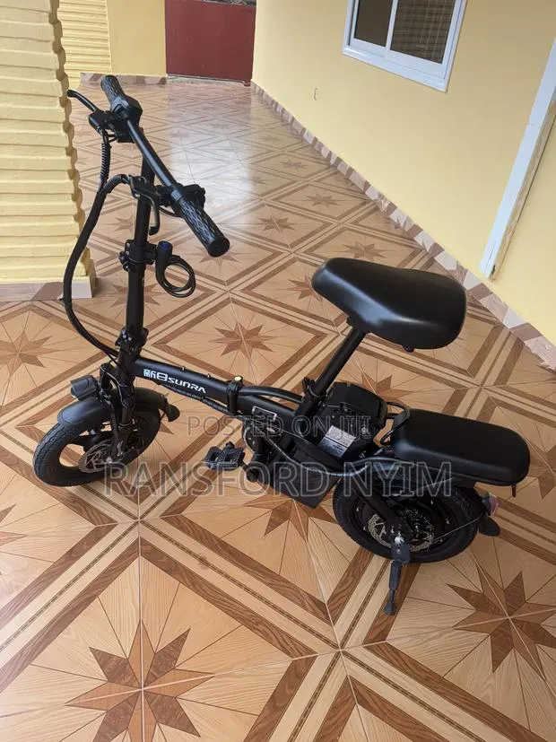 Motorcycle 2025 Black · Photo 1
