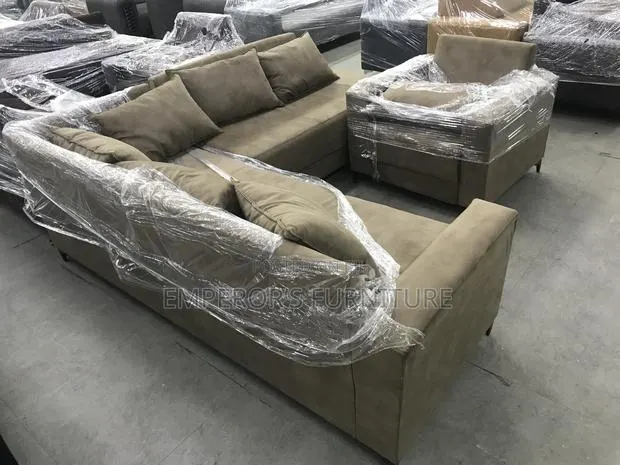 Quality Modern Executive Sofa Set · Photo 1
