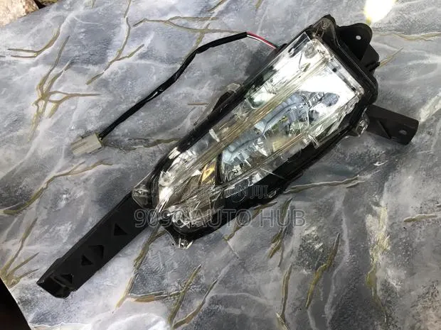 Lexus NX200 / NX300 2015, 2016, 2017 FogLight – Premium | Foreign Used · Photo 1
