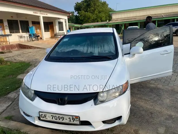 Honda Civic 1.8 EX 2008 White · Photo 1