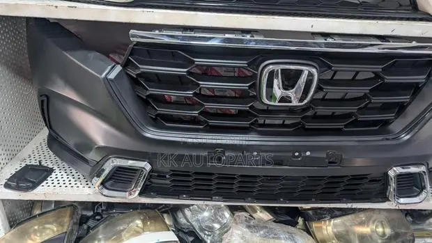 Honda CRV 2023,2024,2025,2026 Front Bumper Complete · Photo 1