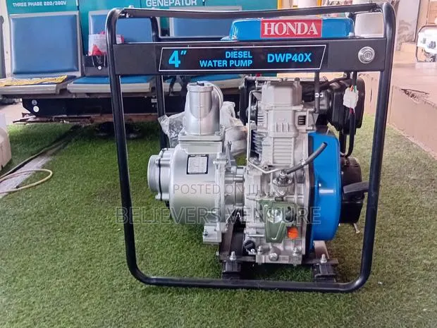 Heavy-Duty Honda Diesel Water Pump 4 Inches · Photo 1