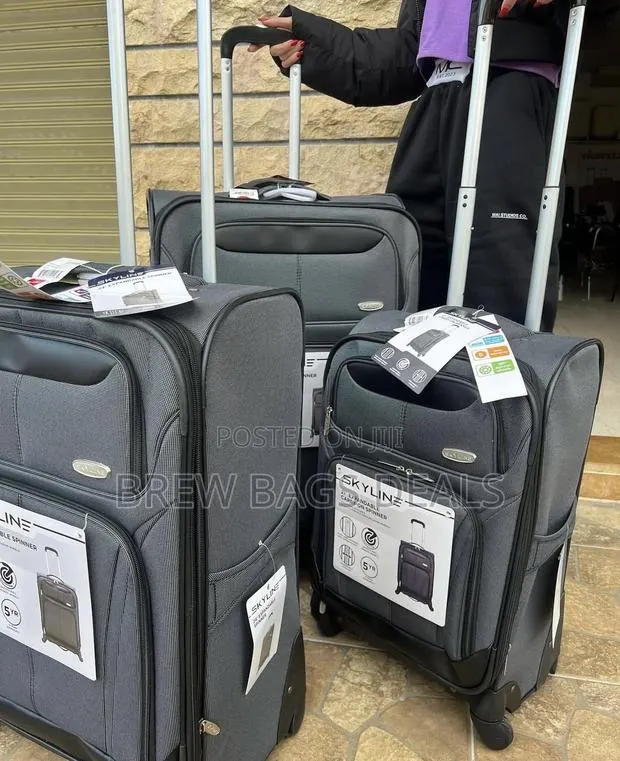 Quality Sky Line 3set Light Weight Fabric Traveling Bag. · Photo 1