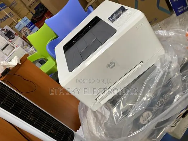 High Profile HP Color Laserjet Pro M252n Network Printer · Photo 1