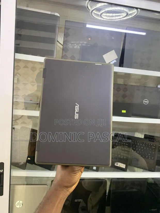 Laptop Asus ASUSPRO B9440UA 4GB Intel Celeron SSD 128GB · Photo 1