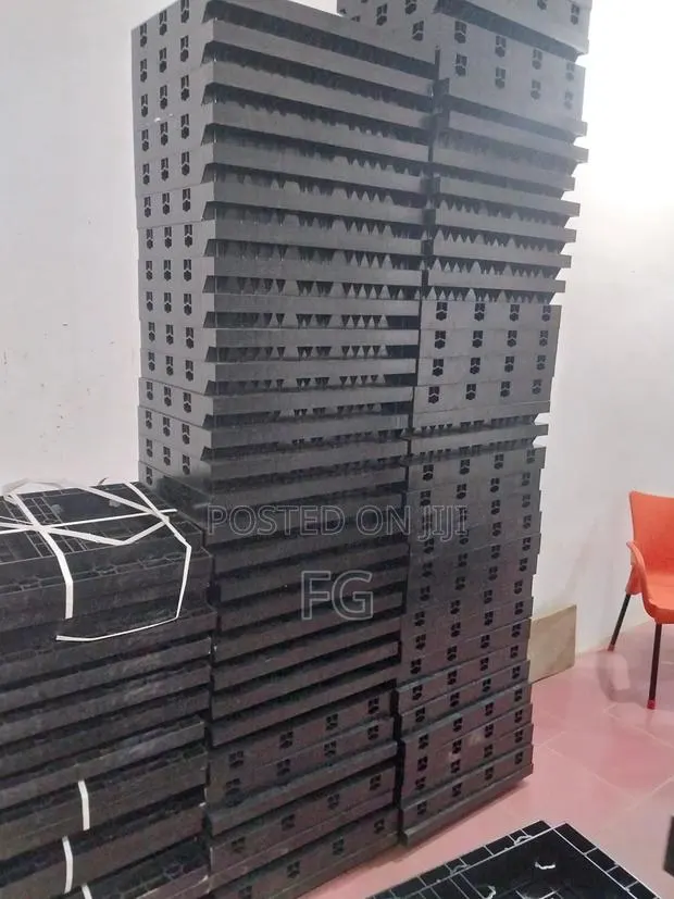 Durable Plastic Pillar Mold Formwork · Photo 1