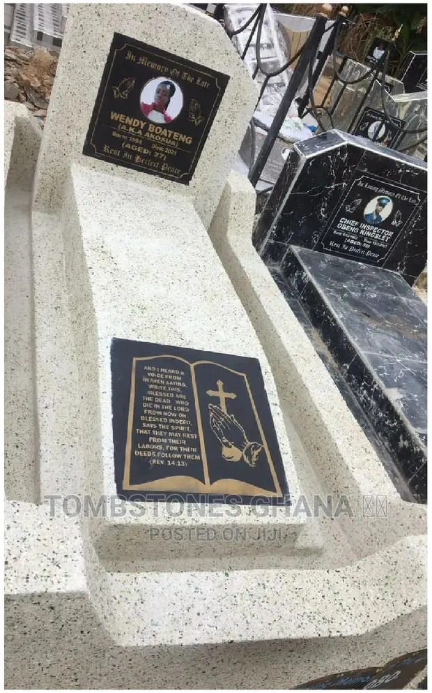 Terrazzo Tombstone Made With White Cement · Photo 1
