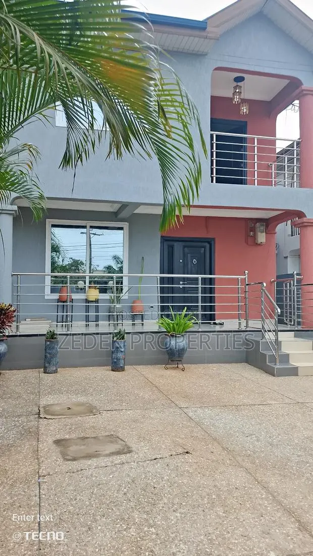 Furnished 3bdrm Duplex in Zedek Properties, Ashomang Estate for rent · Photo 1