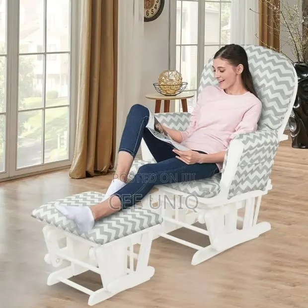 Nursing Glider Chair · Photo 1