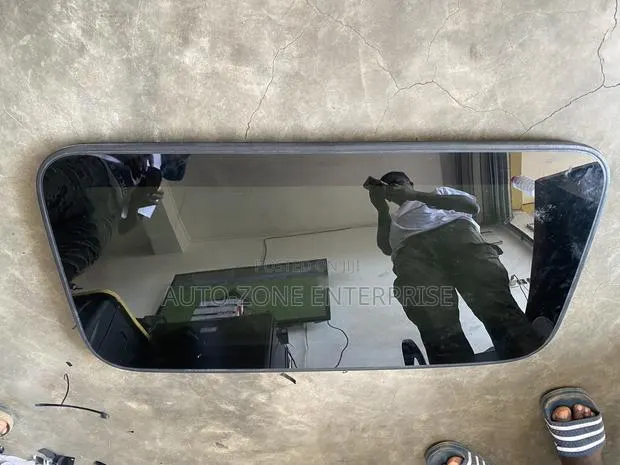 Honda CRV 2023 2024 2025 2026 Sunroof Glass · Photo 1