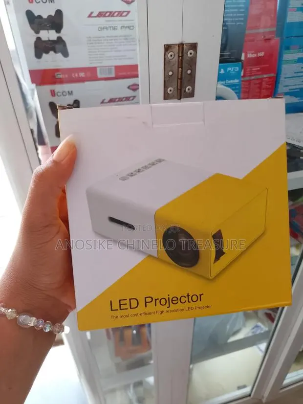 Mini LED Projector – Portable Home Theater HD Video Projector · Photo 1