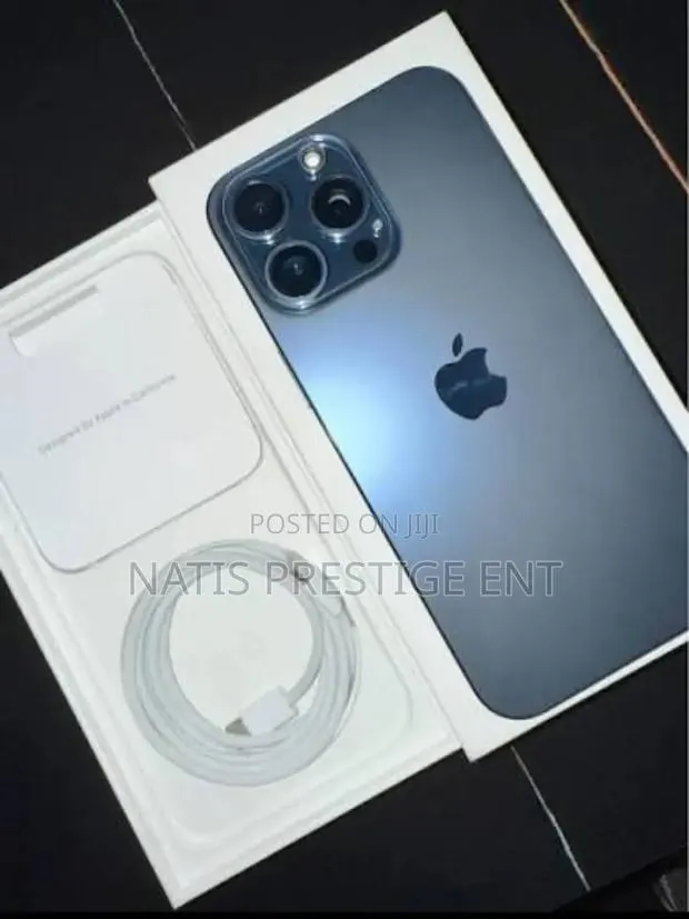 New Apple iPhone 15 Pro Max 512 GB Blue · Photo 1