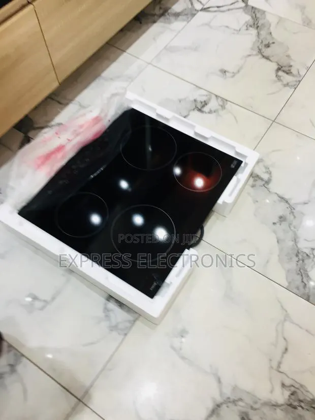 Limited Stock 60cm Kenwood 4-Burner Built-in Electric Cooker/Hob · Photo 1