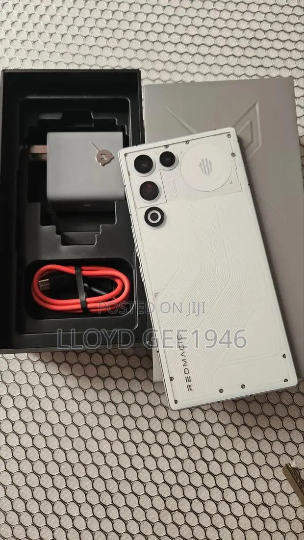 New ZTE nubia RedMagic 11 Air 256 GB White · Photo 1
