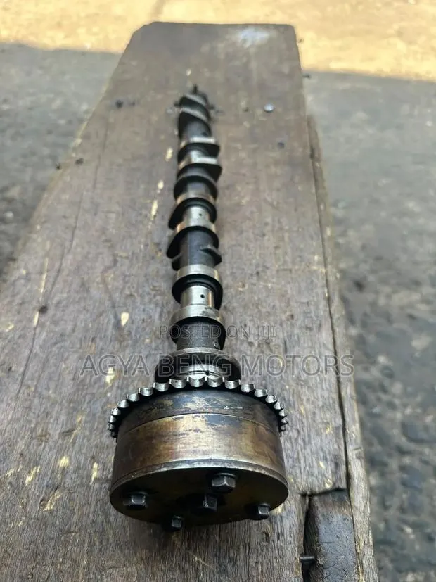 Toyota Corolla 2006/1zz Camshaft · Photo 1