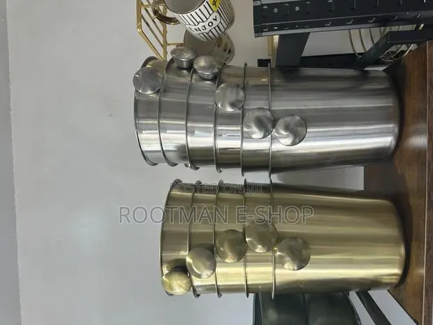 Chill in Style – Premium Stainless Steel Ice Buckets · Photo 1