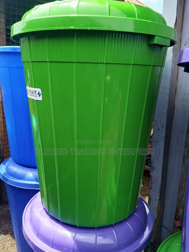 Big Water Container · Photo 1