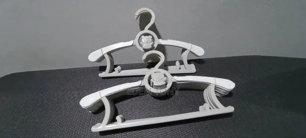 Adjustable Plastic Baby Clothes Hangers- 10pcs · Photo 1