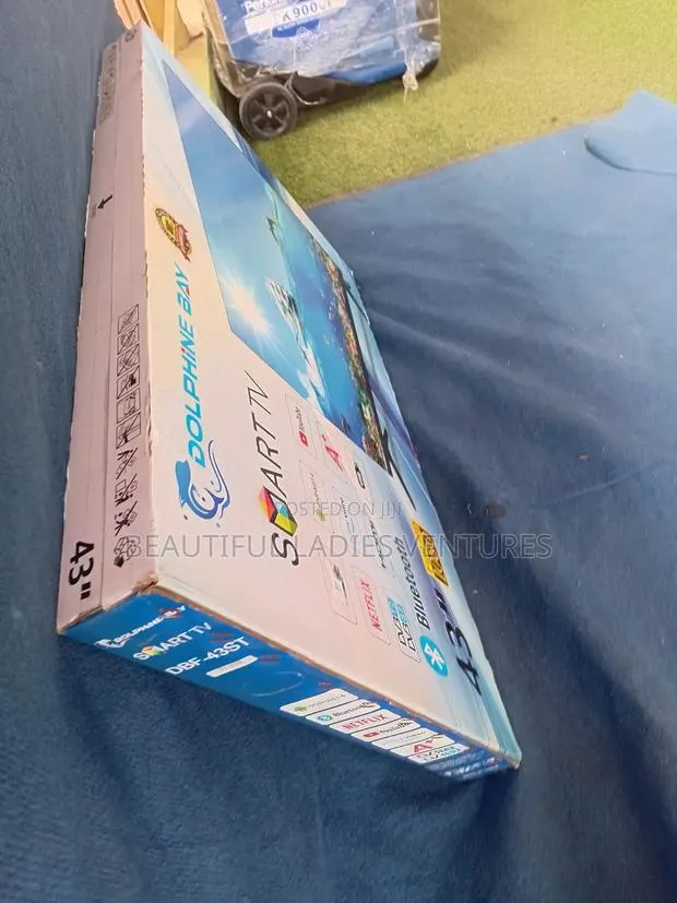 Dolphine Bay 43-Inch Smart Tv – Crystal Clear Viewing Experience · Photo 1
