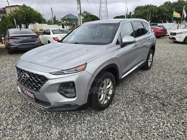 Hyundai Santa Fe 2020 Silver · Photo 1
