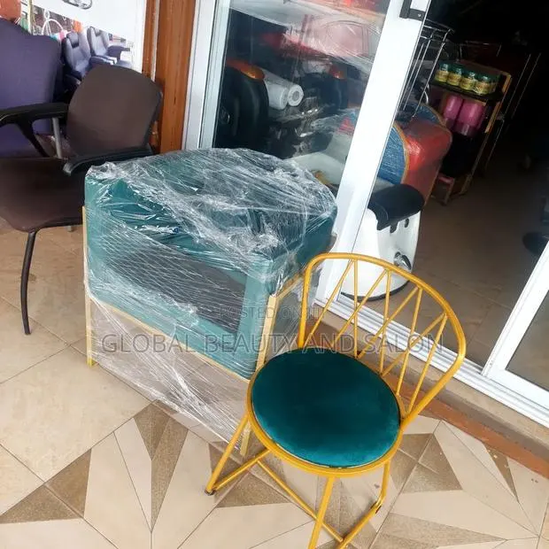 Acrylic Chairs · Photo 1