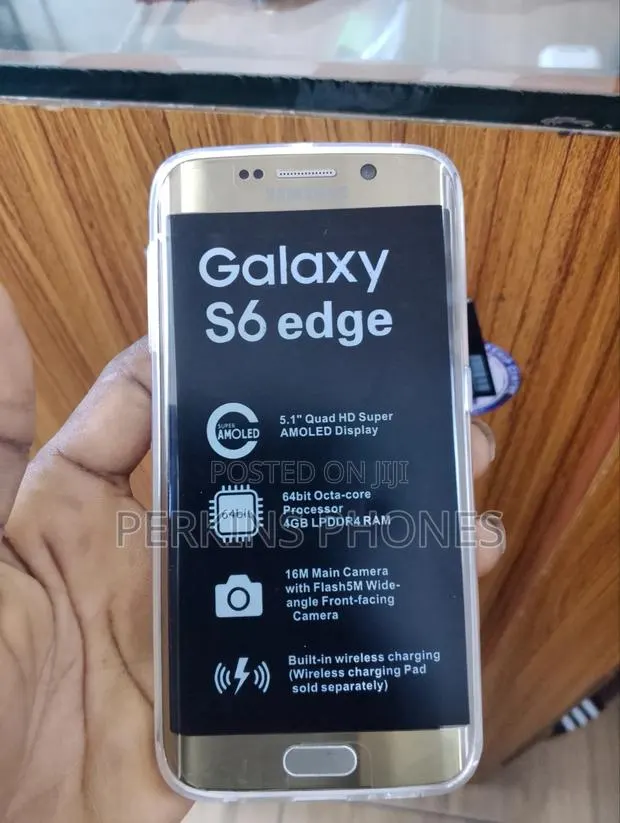 New Samsung Galaxy S6 edge 32 GB Gold · Photo 1