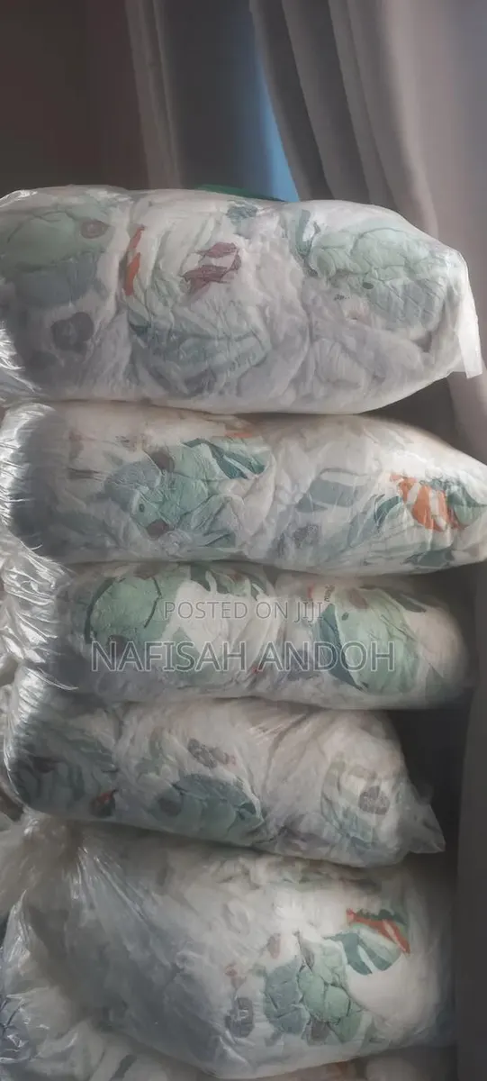 Mamia Size 6 Pull Up Diapers · Photo 1