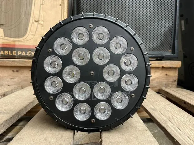 18 Lamp Led Par Light · Photo 1