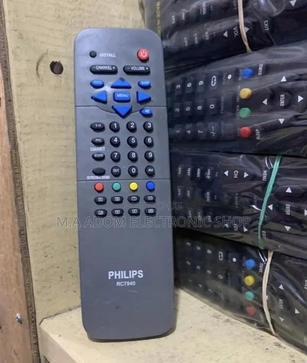 Quality Yet Affordable Philips RC7940 TV Remote Control. · Photo 1