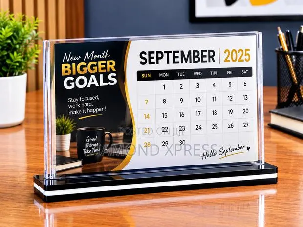 Premium Acrylic Display Stand – Clear Acrylic With Black Base · Photo 3