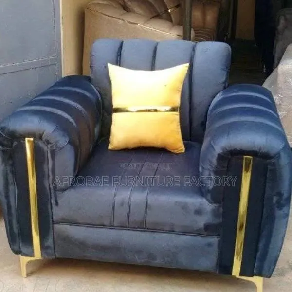 Custom Made Single Sofa Chair Quality and Luxurious · Photo 1