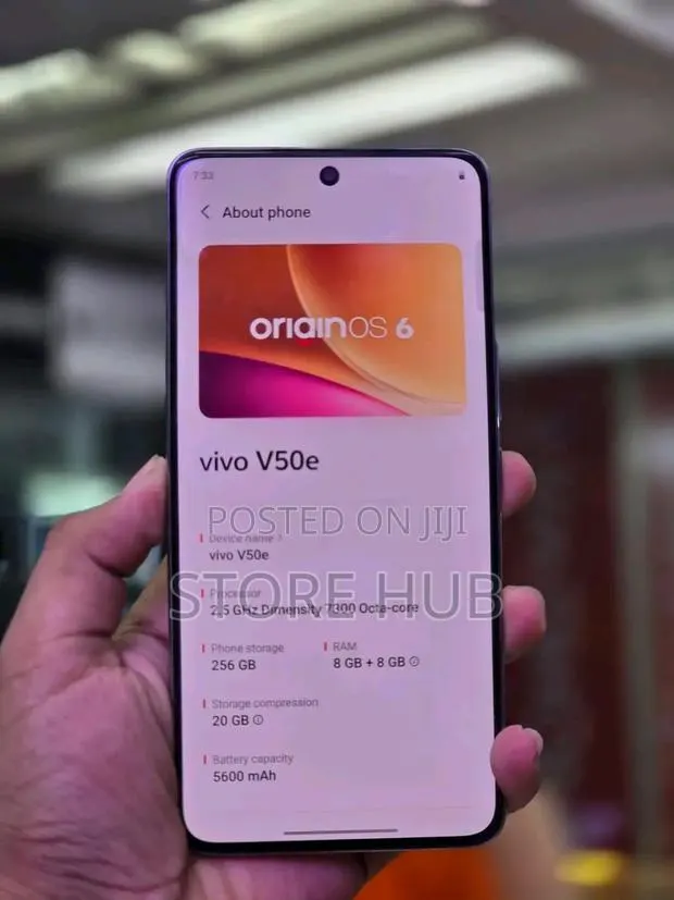 Vivo V50e 256 GB Gray · Photo 1