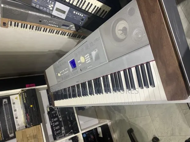 Yamaha Dgx640 Portable Grand Keyboard · Photo 1