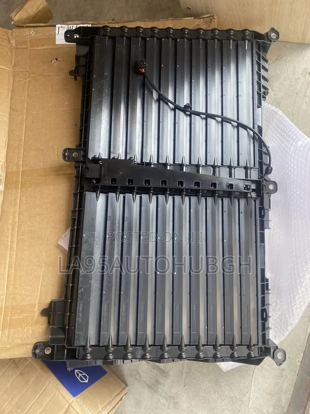 Toyota Tundra, Sequoia 2022,2023,2024,2025,2026 Shutter Grille · Photo 1