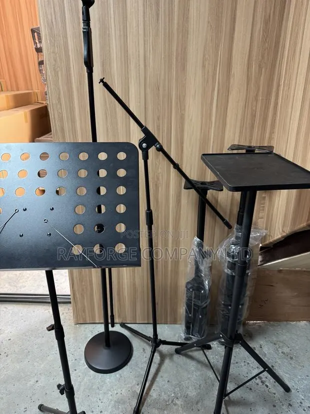 Microphone Stand · Photo 1