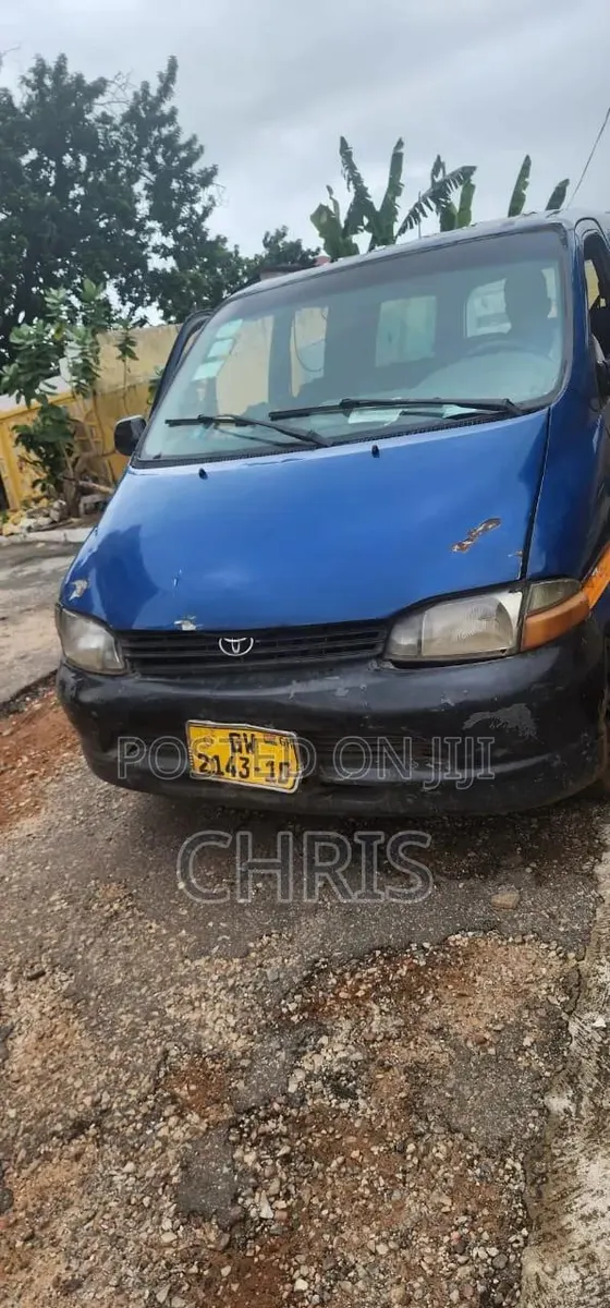 Toyota HiAce 1999 Blue · Photo 1