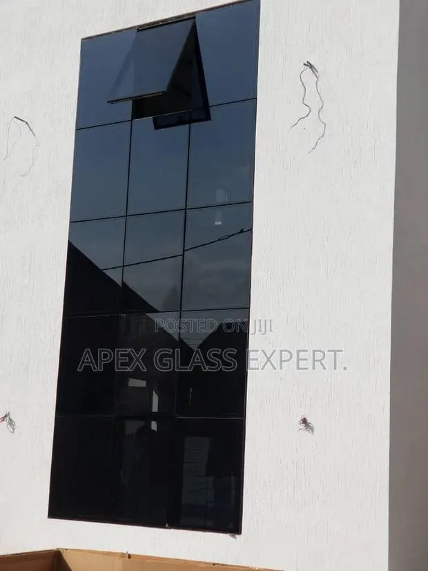 Facade Curtain Wall · Photo 1
