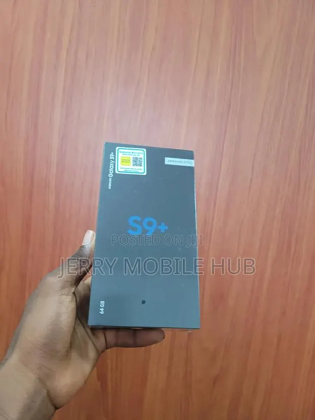 New Samsung Galaxy S9 Plus 128 GB Black · Photo 1