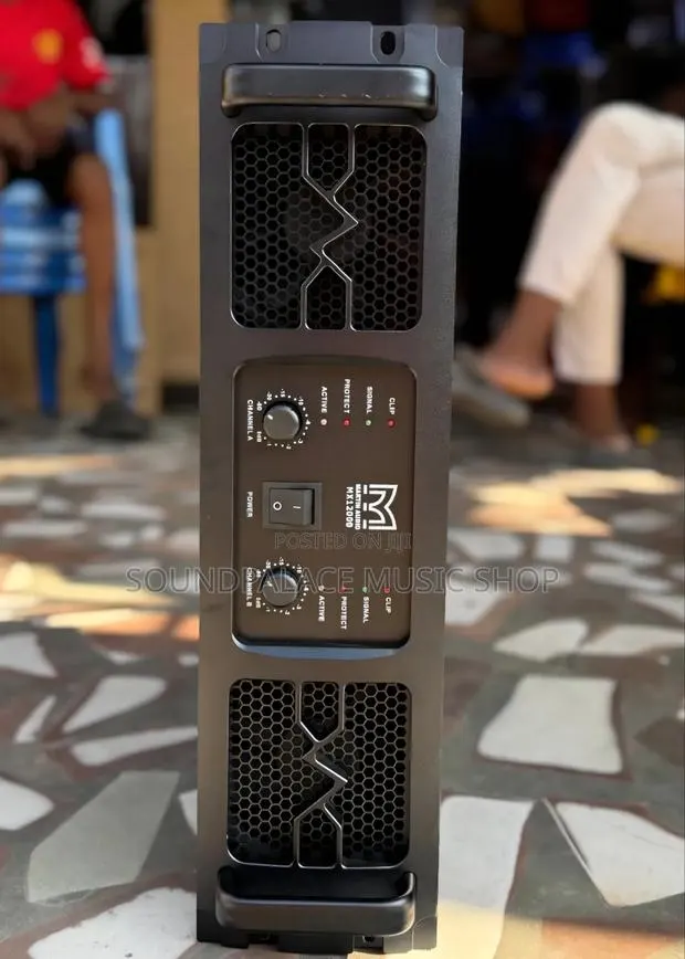 Martin Audio MX12000 2-Channel Professional Power Amplifier · Photo 1