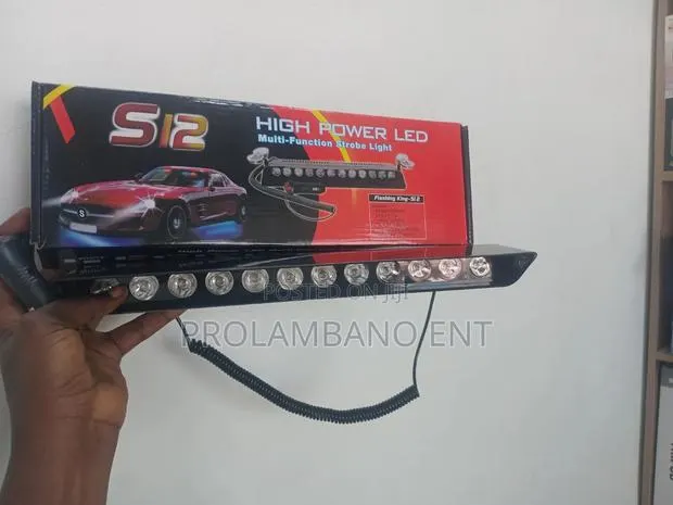 *S12 High Power LED Strobe Light - 12 LED · Photo 1