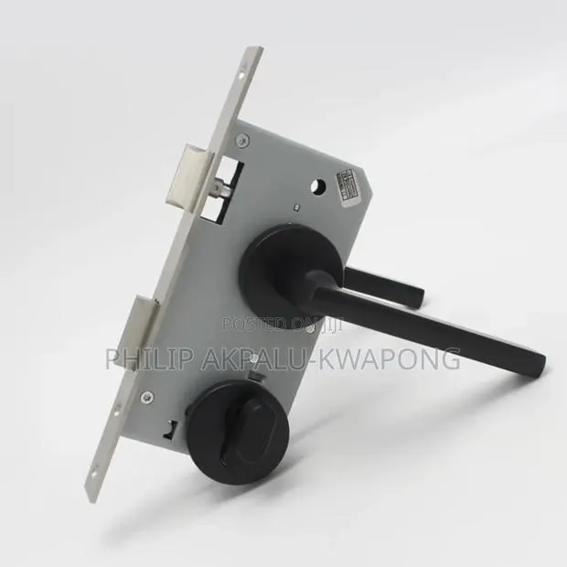 Matt Black Rosette Door Lock · Photo 1
